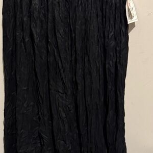 Units Black crinkle Skirt